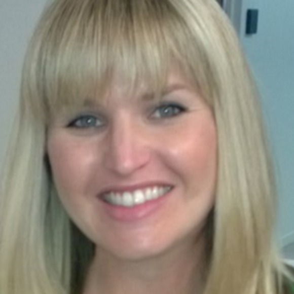 Meet your Posher, Claire - Picture 1 of 1